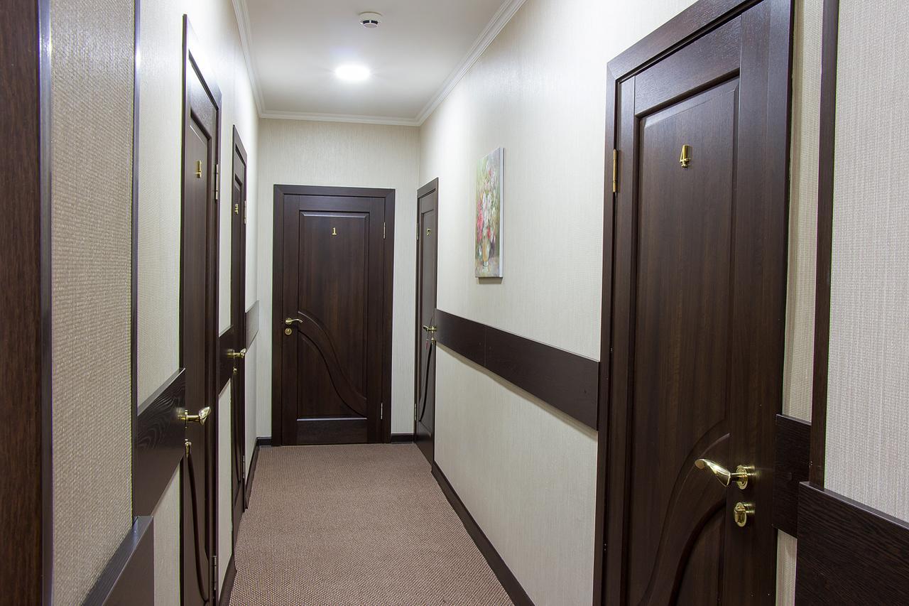 Hotel Silk Way Almaty Esterno foto